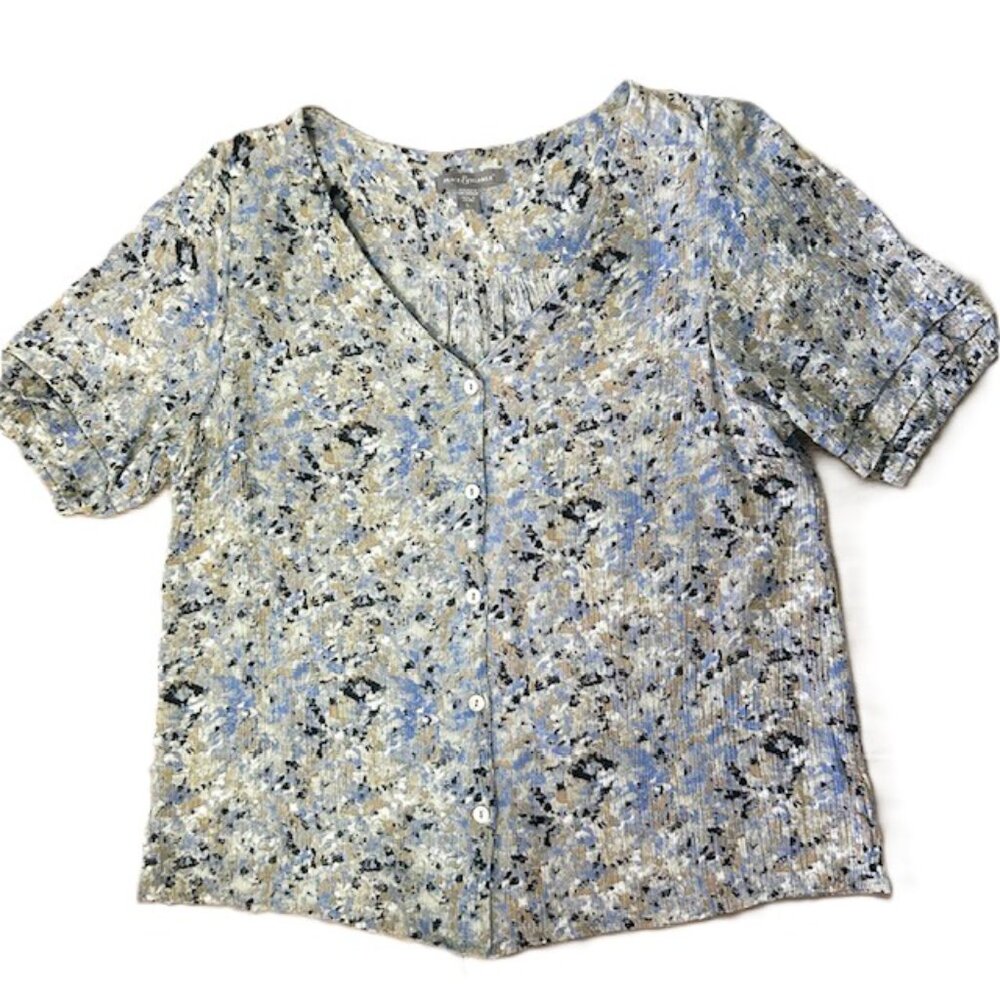 Peace & Pearls Ladies Blouse PL Blues Button Down Short Sleeves read